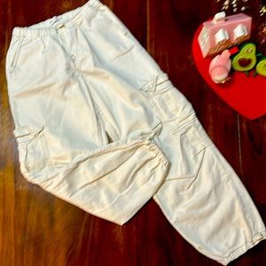 100% cotton parachute, cargo pants with functional drawstring. 13/14